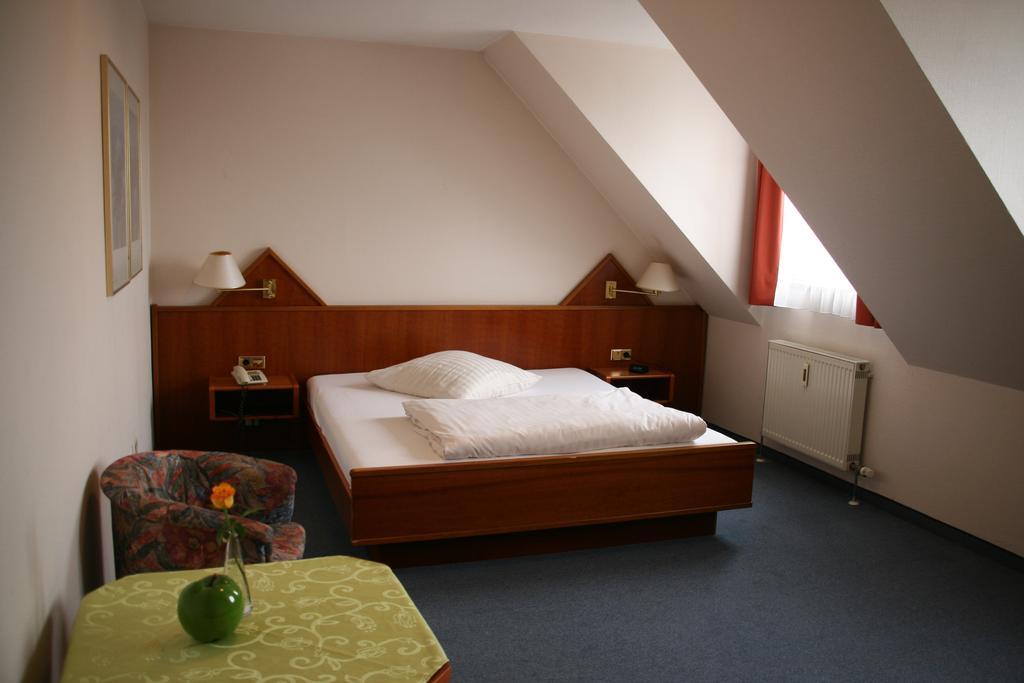 Atrium Hotel Crimmitschau Habitación foto