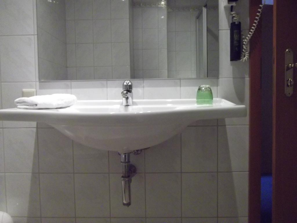 Atrium Hotel Crimmitschau Habitación foto
