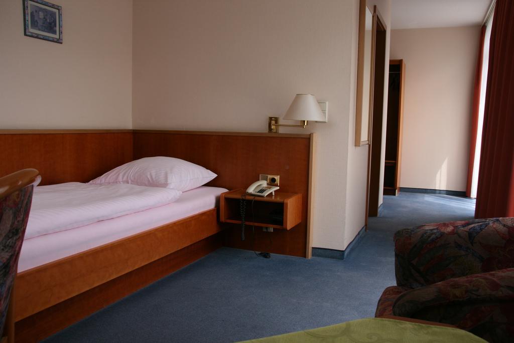 Atrium Hotel Crimmitschau Habitación foto