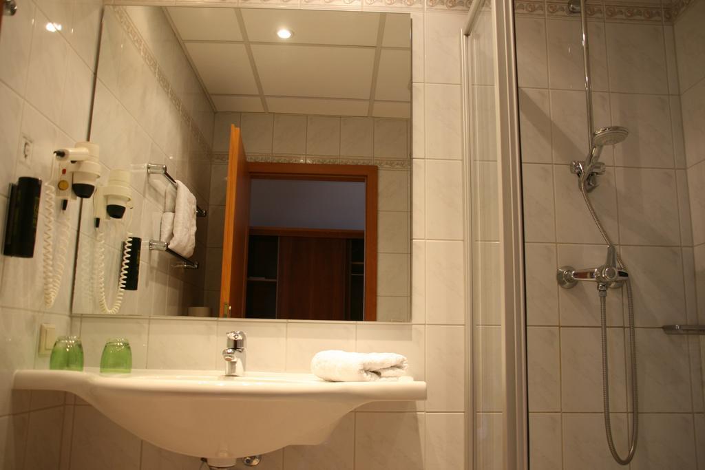 Atrium Hotel Crimmitschau Habitación foto